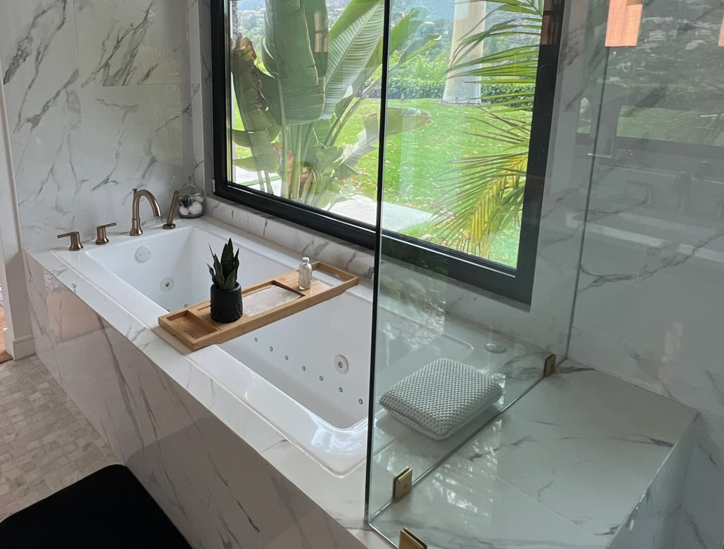 Mastering Small Bathroom Tub-Shower Combos