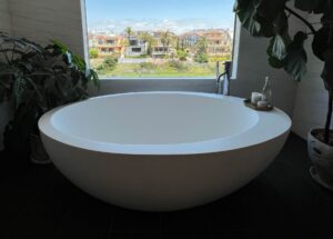 Romantic Two Person Bathtub
