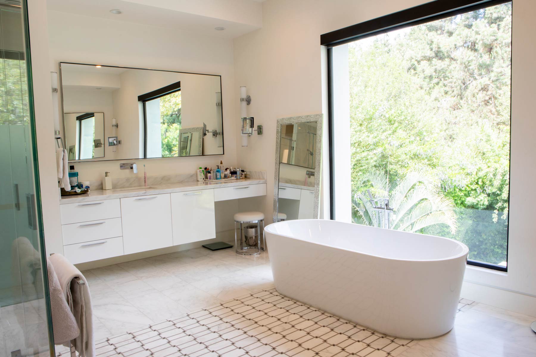 Transforming Bathrooms with Versatile Design