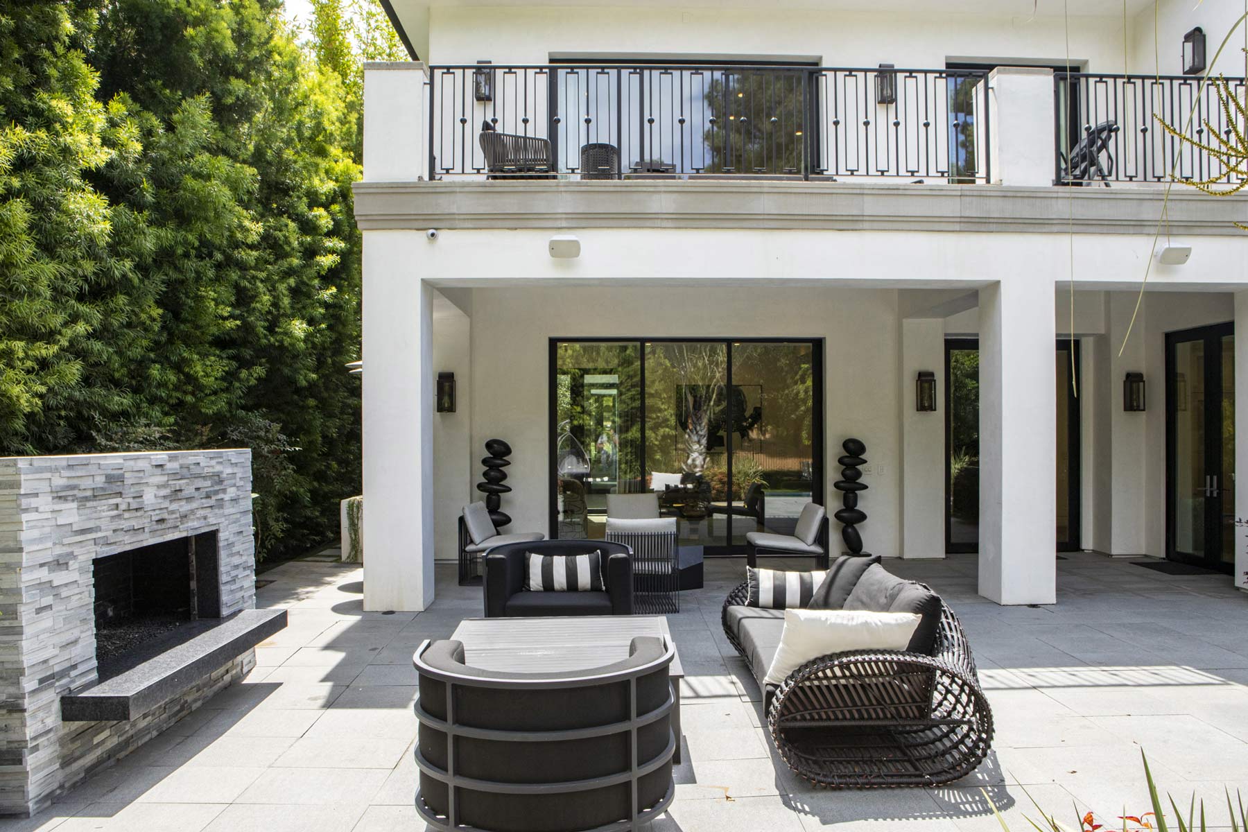 Building multi zone backyard entertainment